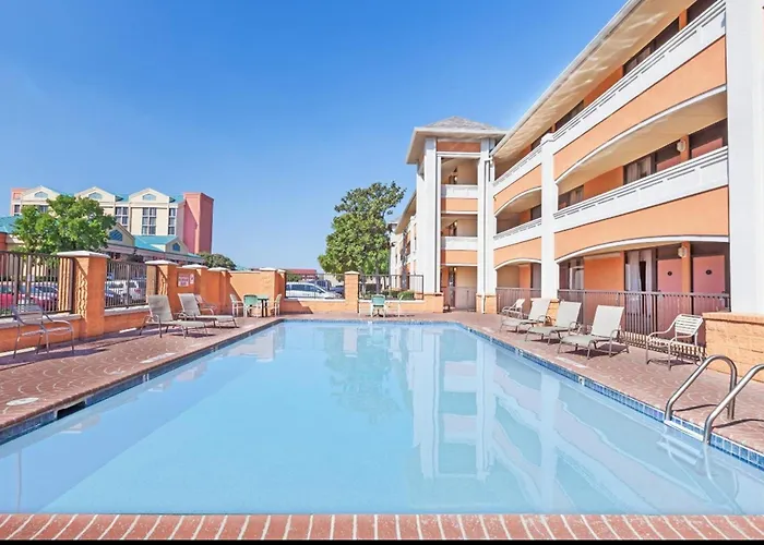 Surestay By Best Western Irving Grapevine Dfw North